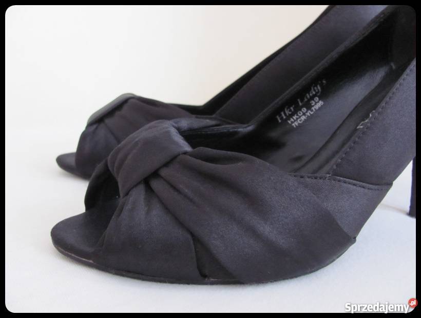 Czarne czółenka rozmiar 39 wkładka skórzana 25 Czółenka Płock sprzedam