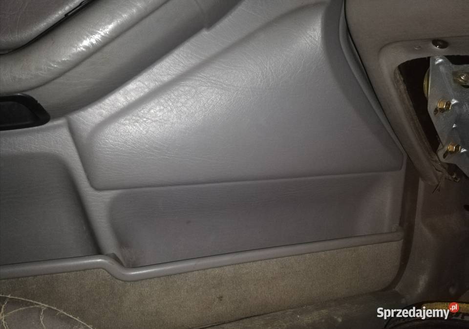 Boczki drzwi Audi 80 90 b3 b4 skóra elektryka Zagórz