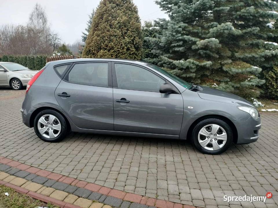 Hyundai i30 14B chadbak zarejestrowany VAT marża Motoryzacja