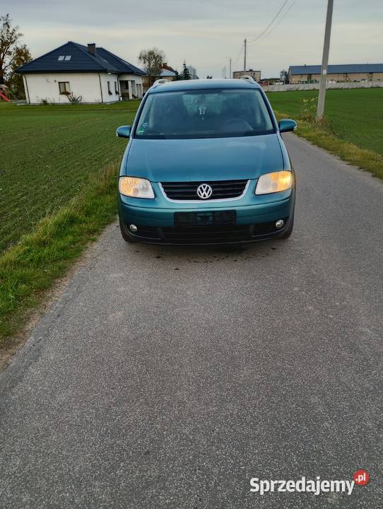 Volkswagen Touran 16 benzyna 2005r Janowiec Wielkopolski
