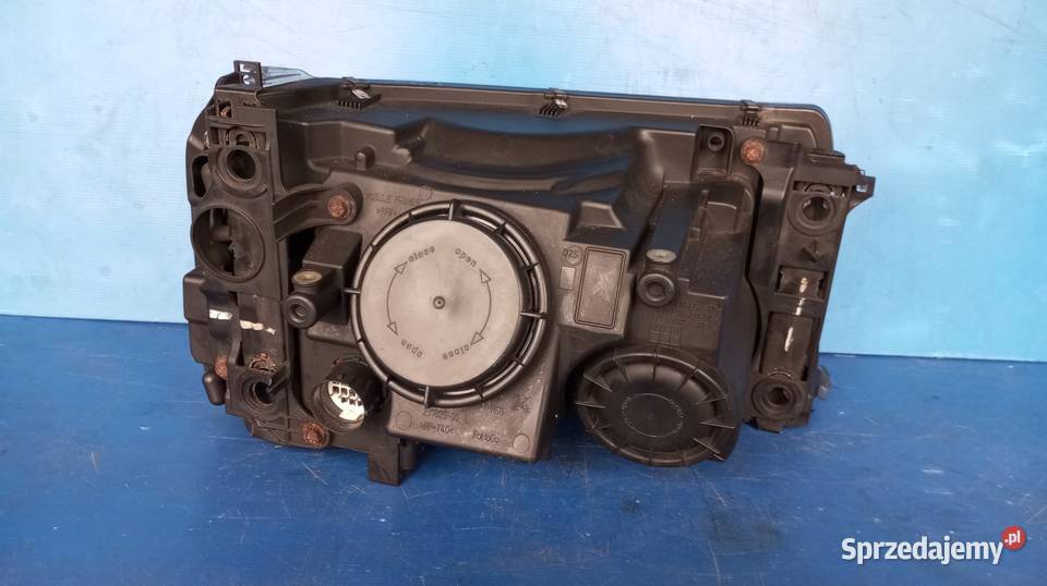 LAMPA REFLEKTOR LEWY PRZÓD EU XENON RANGE ROVER osobowe wielkopolskie Nowy Tomyśl