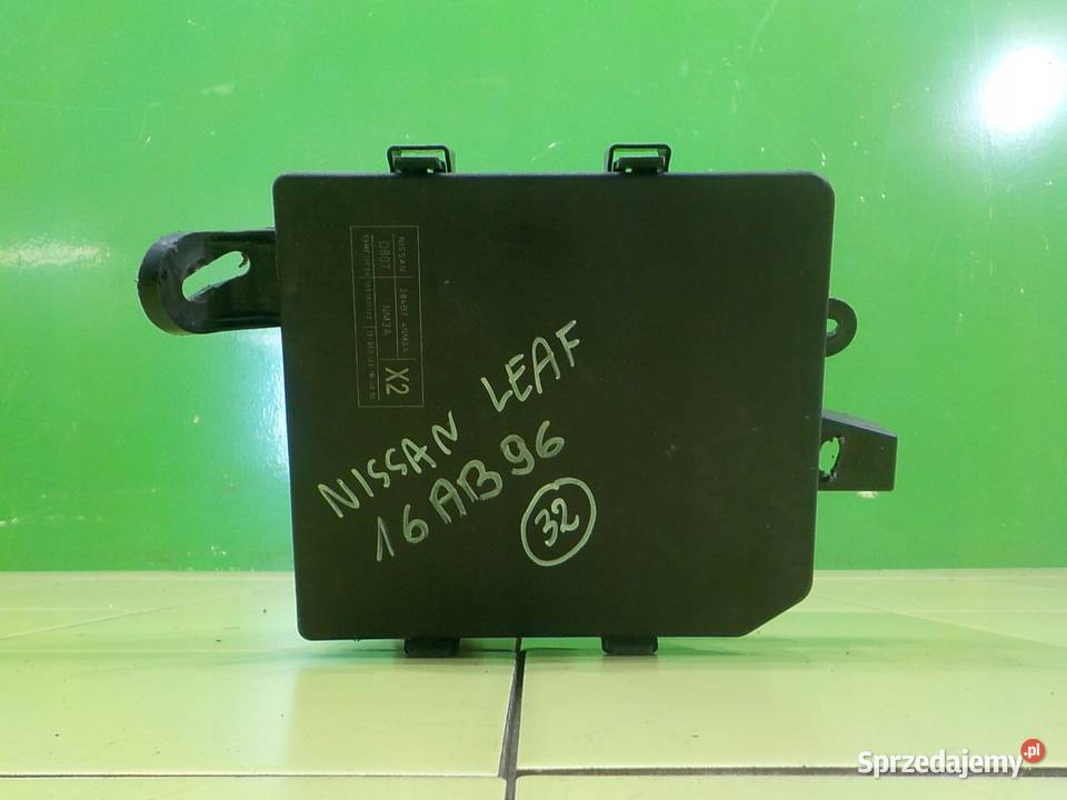 NISSAN LEAF I LIFT AUT 16r HB 5D skrzynka Suków