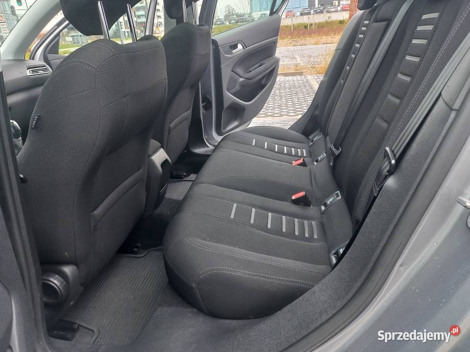 Peugeot 308 110 2014r piękny kolor panorama pomorskie Gdańsk