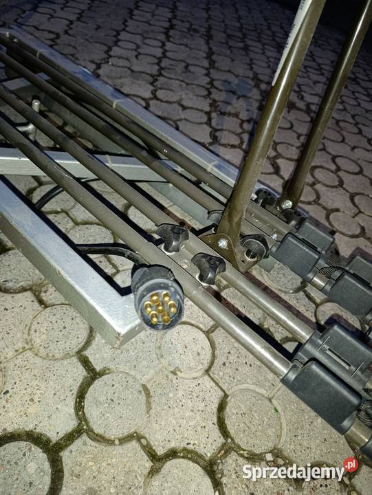Bagażnik rowerowy na hak samochodowy na 2 rowery