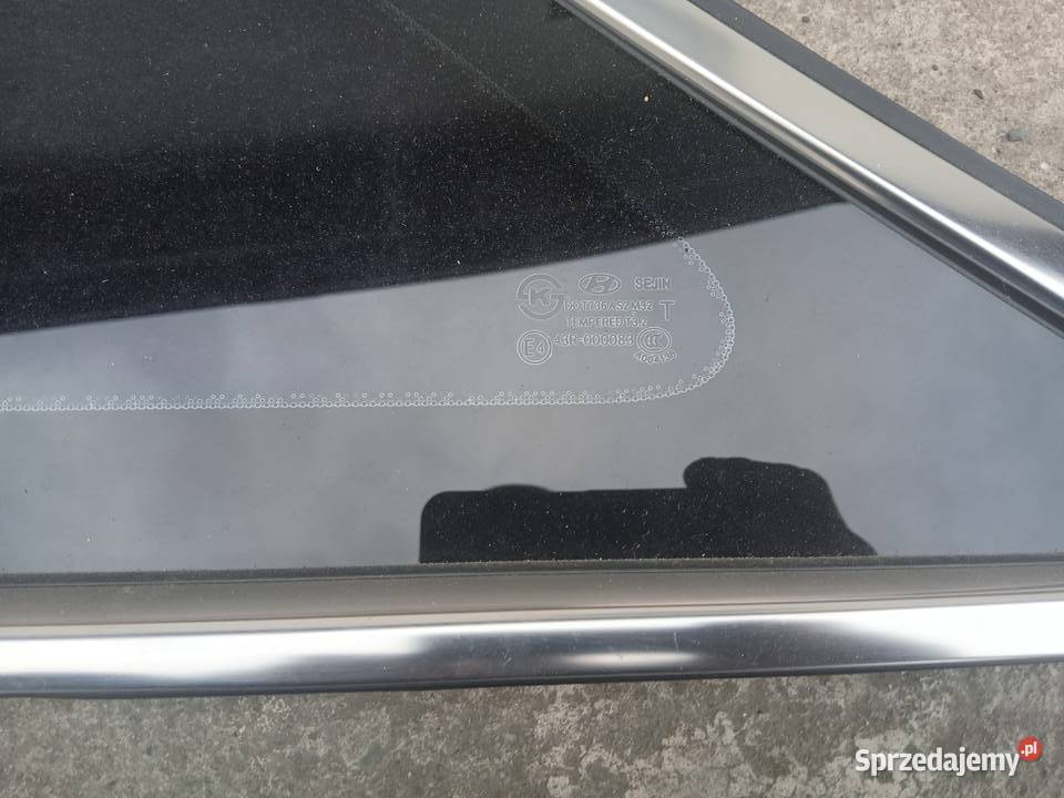 Szyba lewy tył karoseria Hyundai i40 kombi 1119r