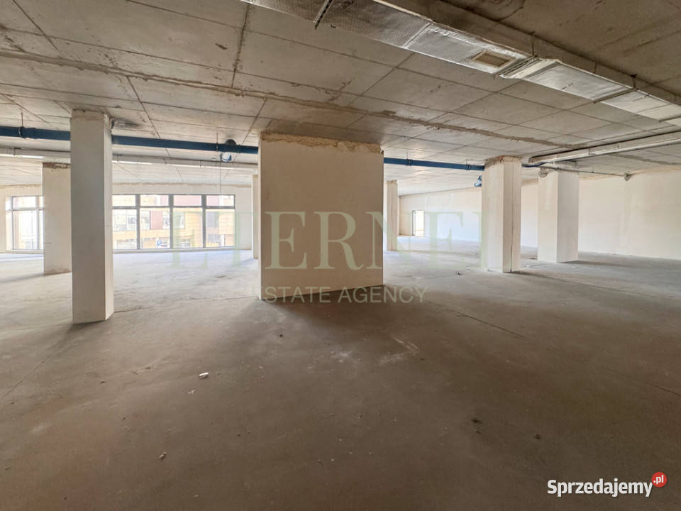 Inwestycyjny lokal z pozwoleniem na mieszkania Kraków