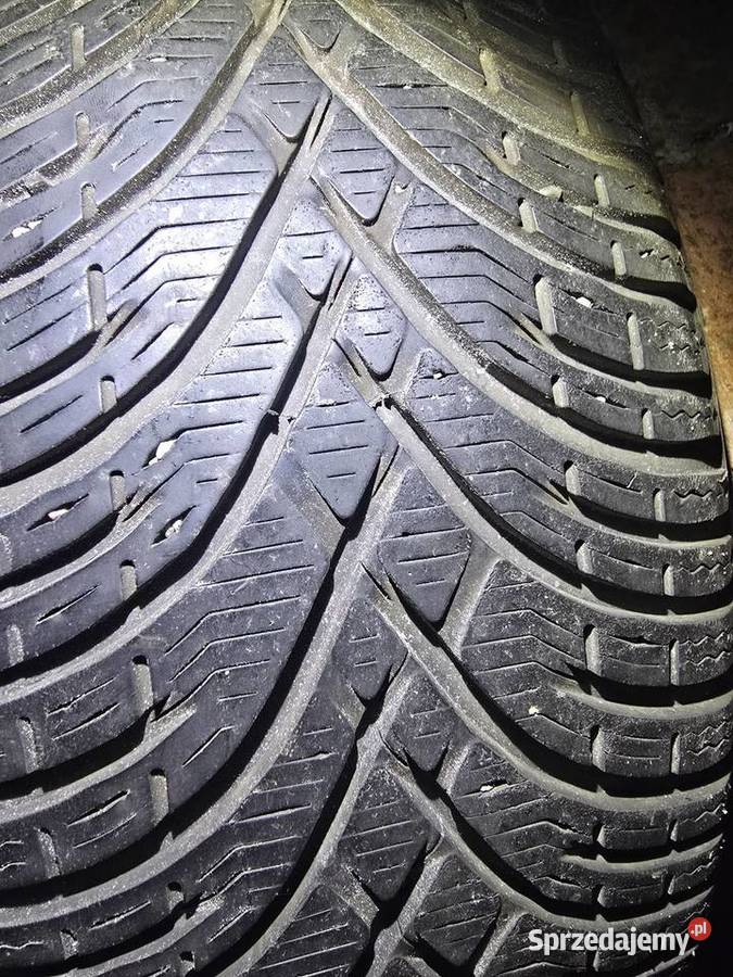 Opony zimowe z kpl 205x55 r16 55 Oława