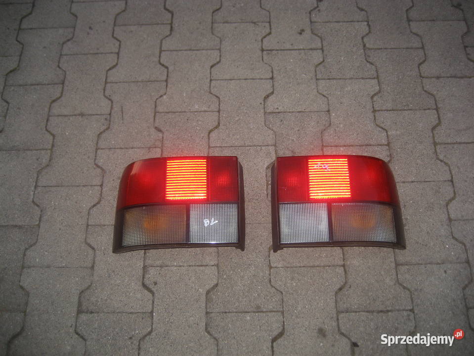 renault 19 lampy tył lewa prawa