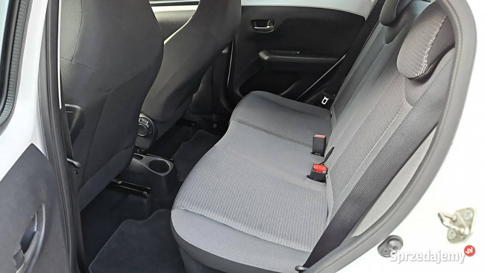 Toyota Aygo 10 VVTi 72 XPLAY TECH salon Polska