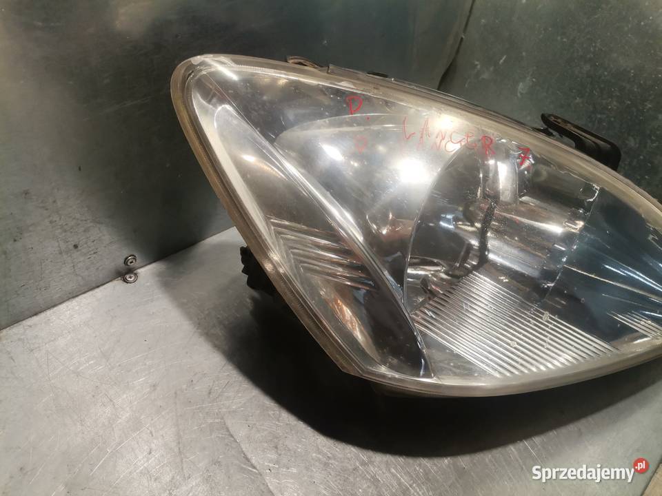 REFLEKTOR LAMPA PRAWY PRZÓD MITSUBISHI LANCER 7 Nowy Sącz