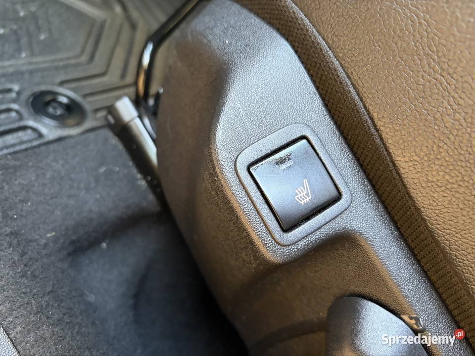 Toyota auto niski przebieg skóra wyposażenie Zamość