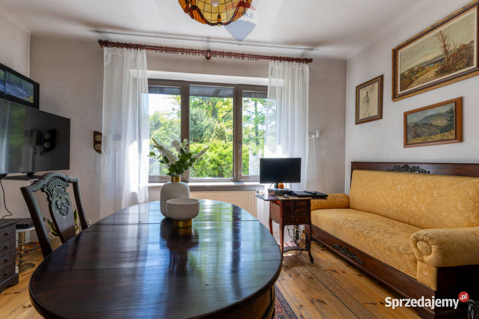 Przestronna klimatyczna willa w sercu Milanówka cegła Milanówek