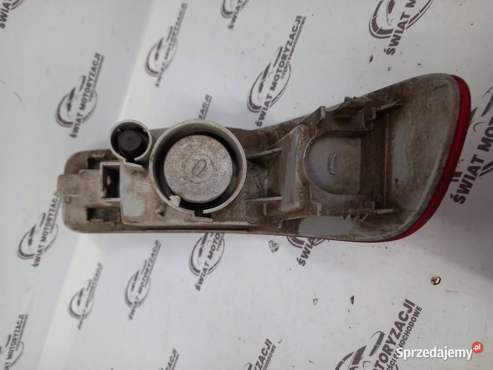 OUTLANDER II 08r lampa lewa tył w zderzak Części samochodowe Kielce