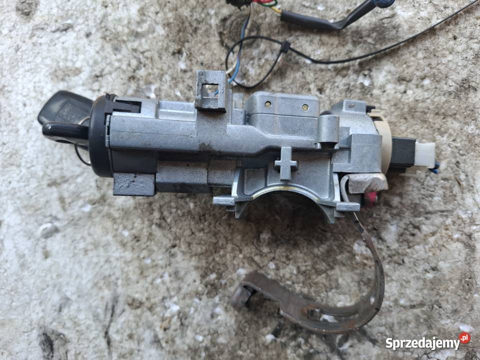 Stacyjka Kluczyk Mazda 626 18 sprzedam