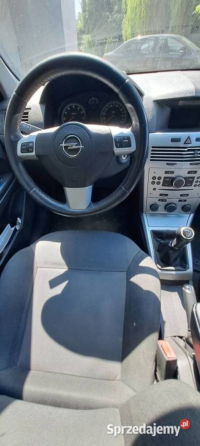 Opel Astra 2012 16 benzyna Z Gazem 120KM Astra Grodzisk Mazowiecki sprzedam