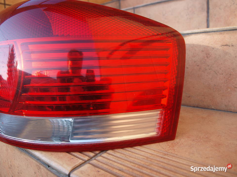 Audi A3 lampa prawa tył 3 drzwi 2004 2008r Kalisz