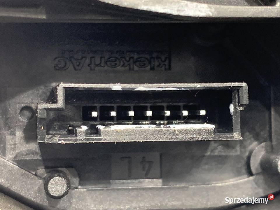 ZAMEK DRZWI LEWY PRZÓD BMW E61 Kombi 7167071