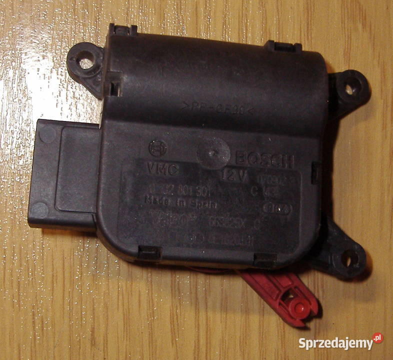 AUDI A4 B6 B7 SILNICZEK NAGREZWNICY 8E1820511 osobowe