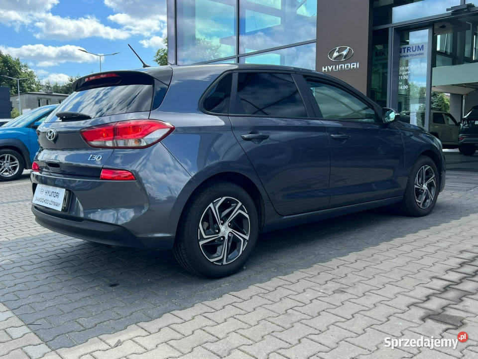 Hyundai i30 14 MPI 100 Classic Led Business łódzkie