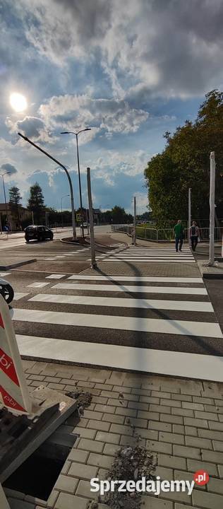 Oznakowanie poziome dróg garaży parkingów Pozostałe Frysztak