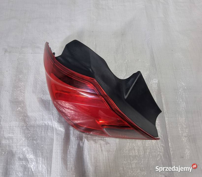 LAMPA LEWY TYŁ OPEL CORSA E 39012621 osobowe sprzedam