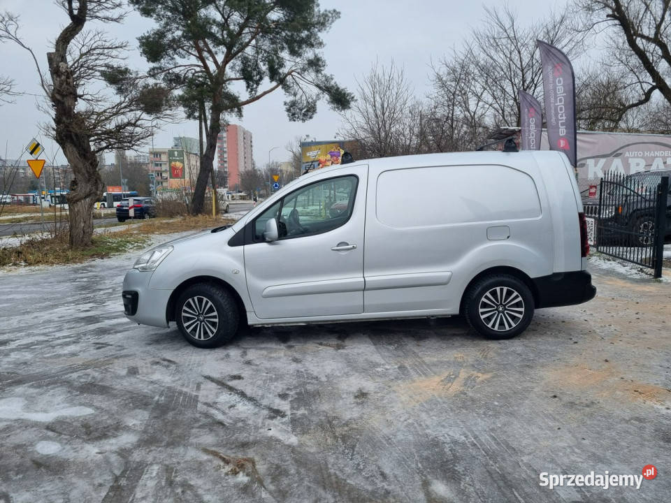 Peugeot Partner Salon II WŁ Klimatronik Navi 99KM Samochody dostawcze Szczecin