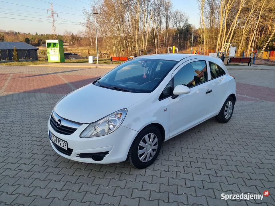 Opel Corsa 12 benzyna 237000km Czerwin