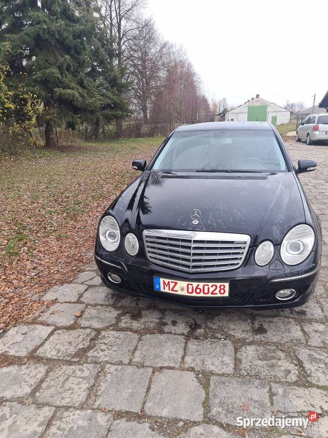 Piękny w211 z najlepszym silnikiem nieuszkodzony Ostrowiec Świętokrzyski sprzedam