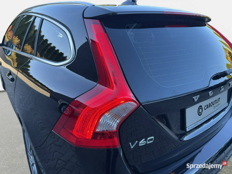 Volvo V60 20 D4 190 automat 2017 r HAK przebieg wspomaganie kierownicy małopolskie Myślenice
