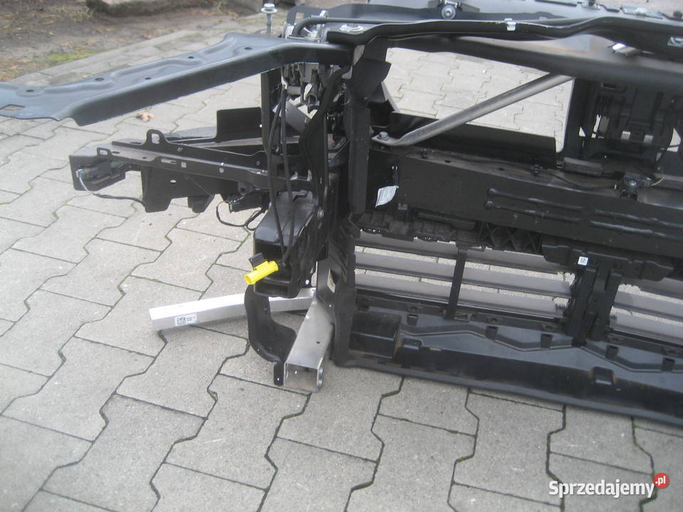 bmw x1 u11 2226r pas przedni zamki belka 7011116 Karoseria wielkopolskie sprzedam