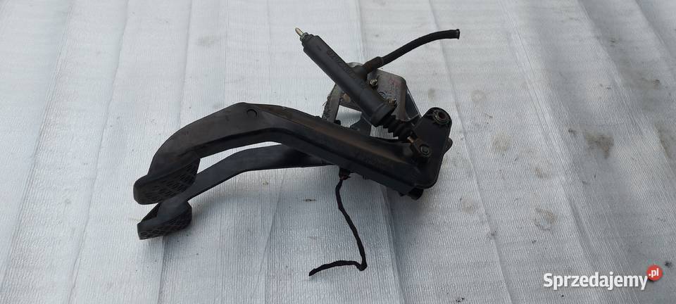 Pompka sprzegla pedały mercedes w202 2022900112 Pozostałe