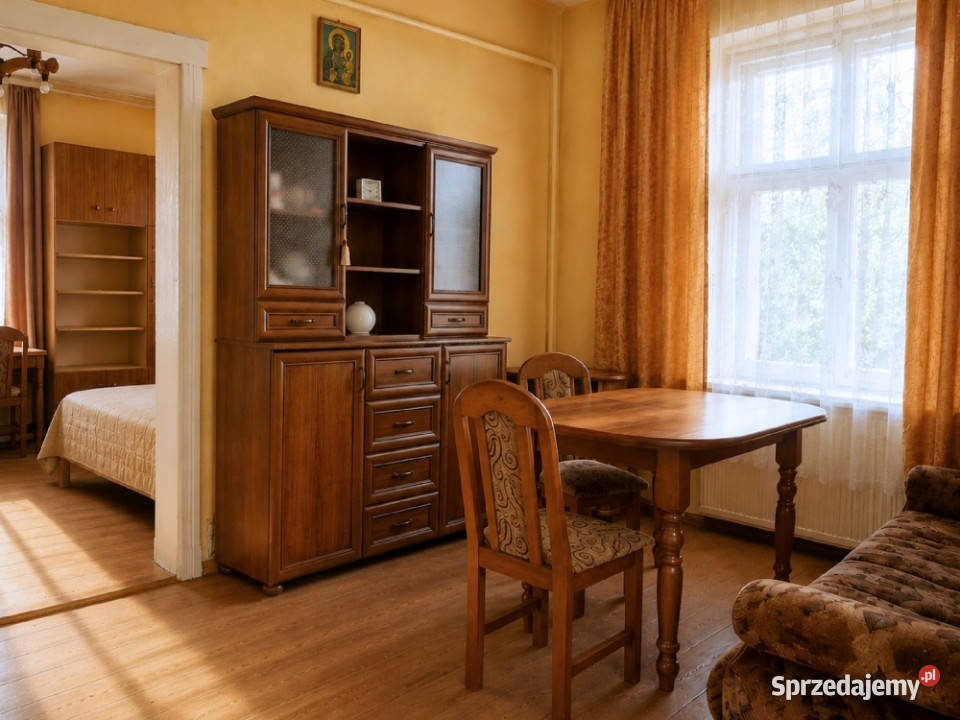 Przedwojenny dom z działką 1800 m w centrum dolnośląskie Czernica