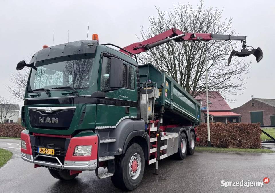 4 osiowaeywtotka 8c4 zdzwigiem Man TGS do sprowadzenia Warszawa