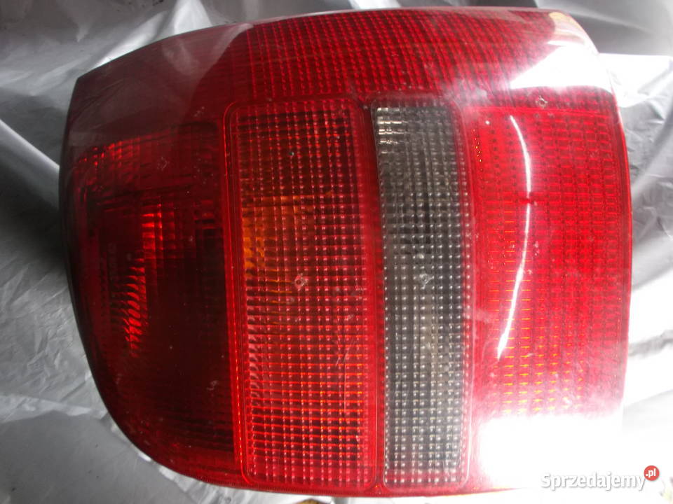 AUDI A4 ORYGINALNA LAMPA TYŁ TYLNA LEWA Z Świerzawa sprzedam