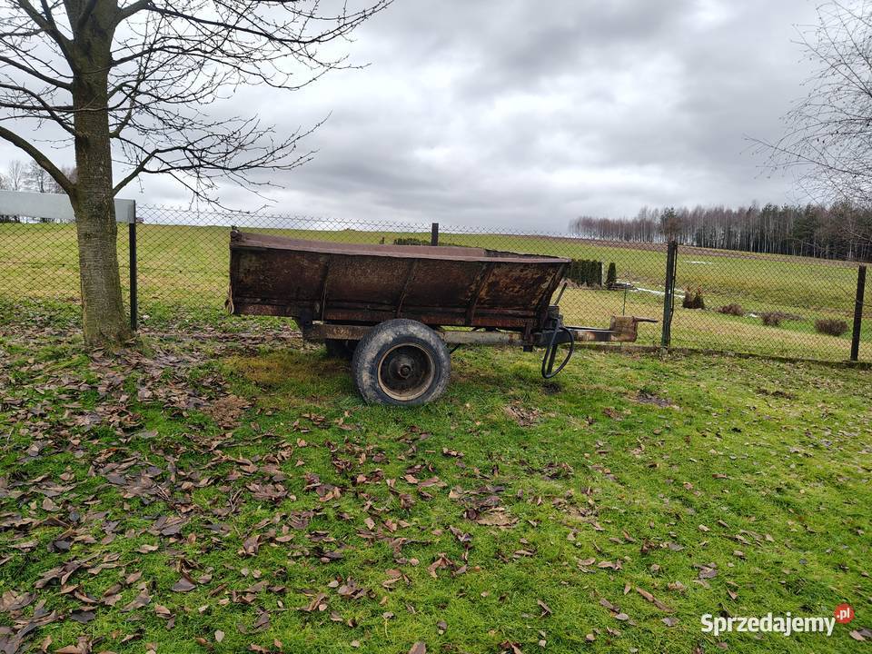 Przyczepa z kiprem do ciagnika Iwkowa