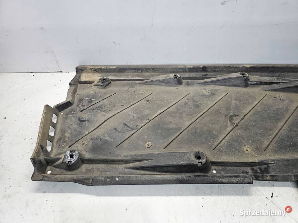 OSŁONA PŁYTA PODWOZIA LEWA AUDI A1 8X LIFT VW Przystajń