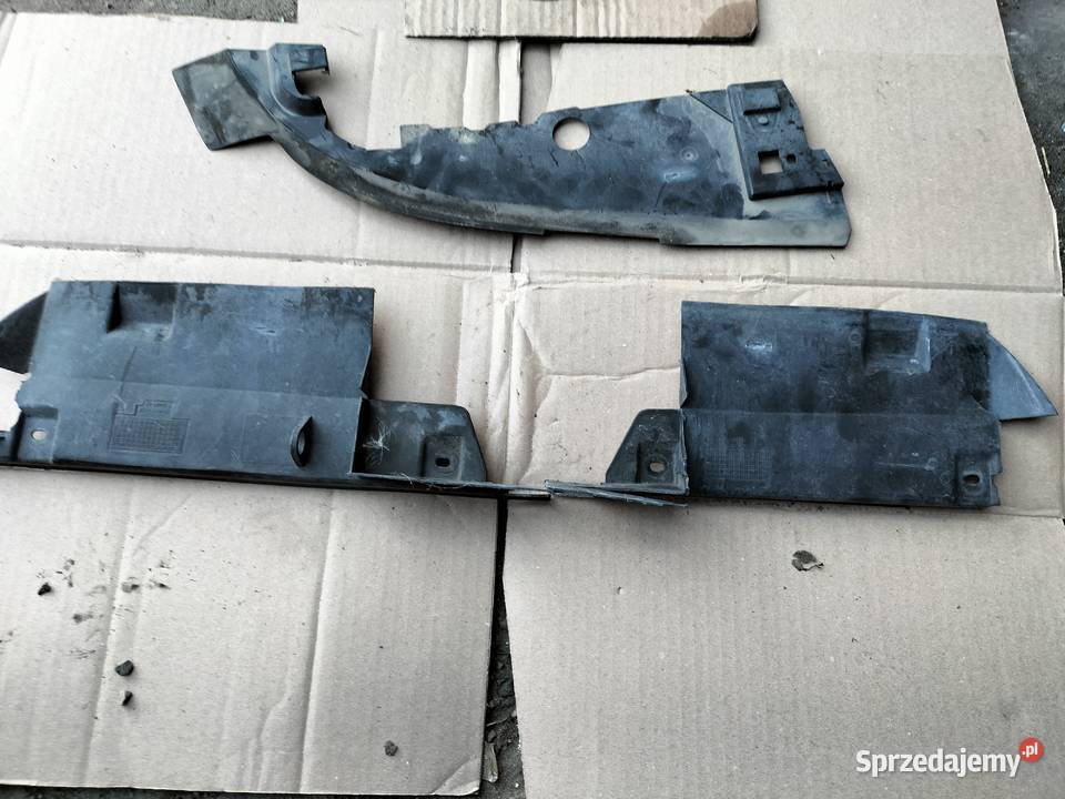 AUDI 80B4 80 B4 OSŁONA CHŁODNICY ŁAPACZ osobowe Kamień-Kolonia