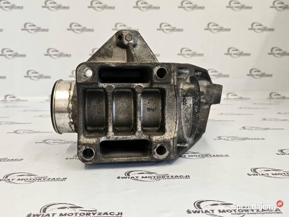 VITO 22 CDI 646980 95 08r łapa silnika osobowe