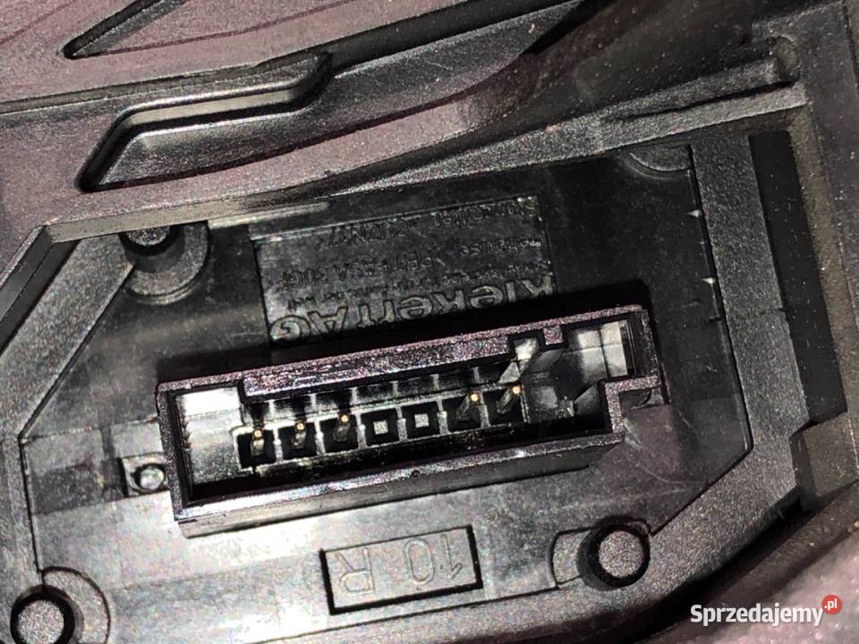 ZAMEK DRZWI PRAWY PRZÓD BMW E83 SUV 0311 podkarpackie