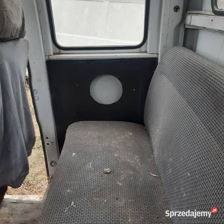 Mercedes 208 23D Kaczka Doka klasyk najazd Autolawety Samochody ciężarowe