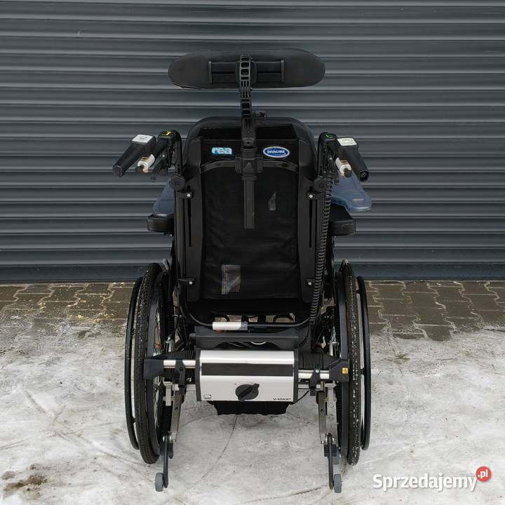 Wózek inwalidzki Invacare Rea Clematis z napędem Milanówek