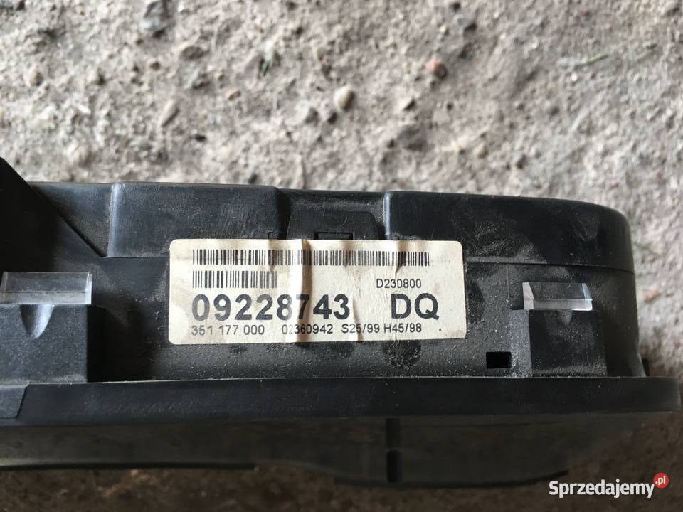 Licznik Astra G 20DTL 09228743DQ Chojnice sprzedam