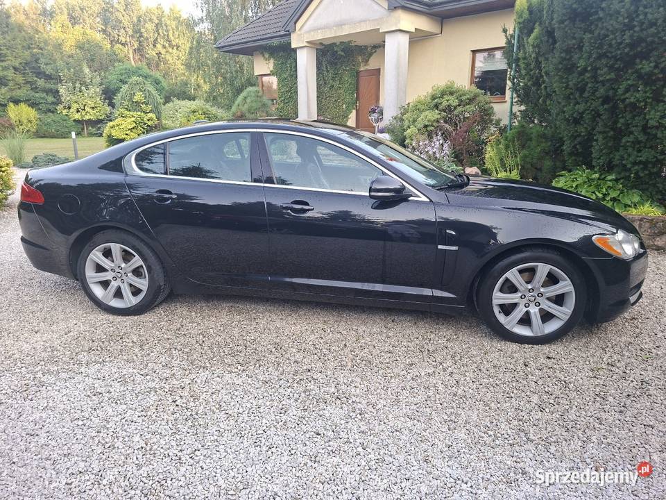 Jaguar XF X250 30 V6 prywatna zadbana i Sedan / Limuzyna XF