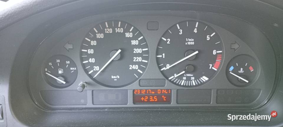 BMW 520 i drugi właściciel historia przebiegu czarny Seria 5 Mirzec