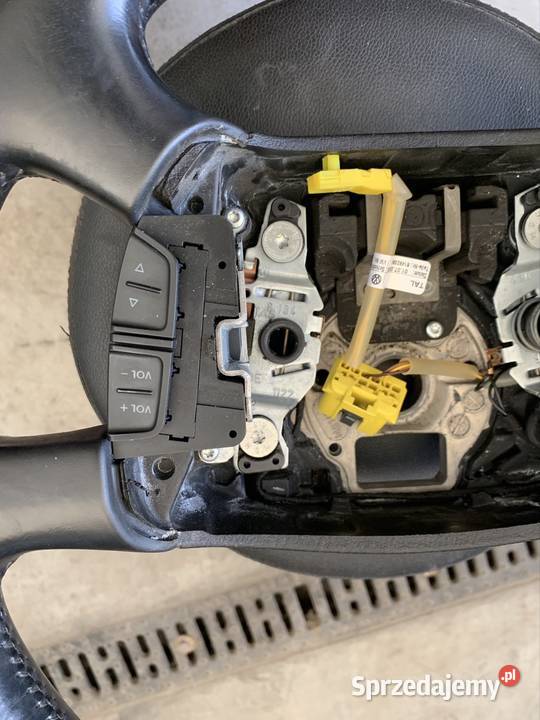 Kierownica VW Multivan T5 Multifunkcja poduszka