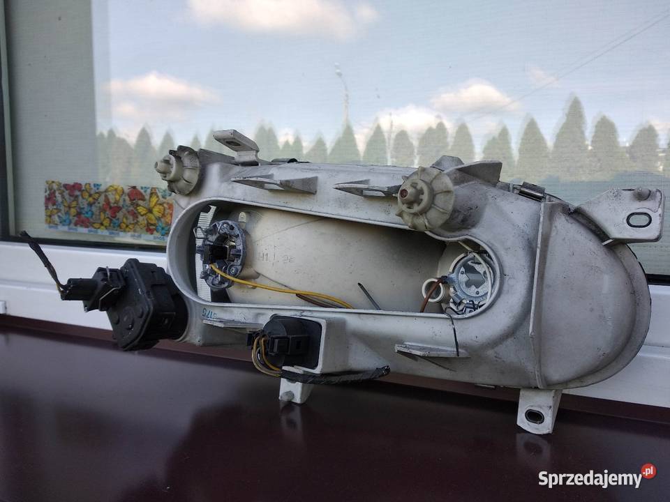 VW Golf III MK3 lampa przednia lewa reflektor Sieradz