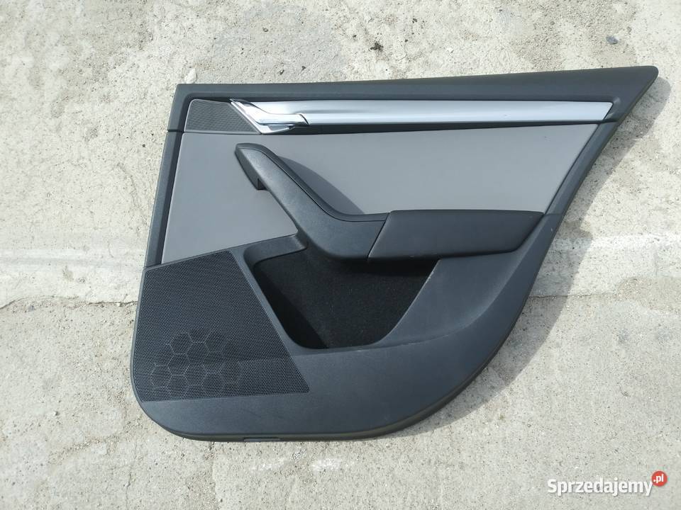 Skoda Octavia 3 III 2015 tapicerka drzwi 5E Dębno