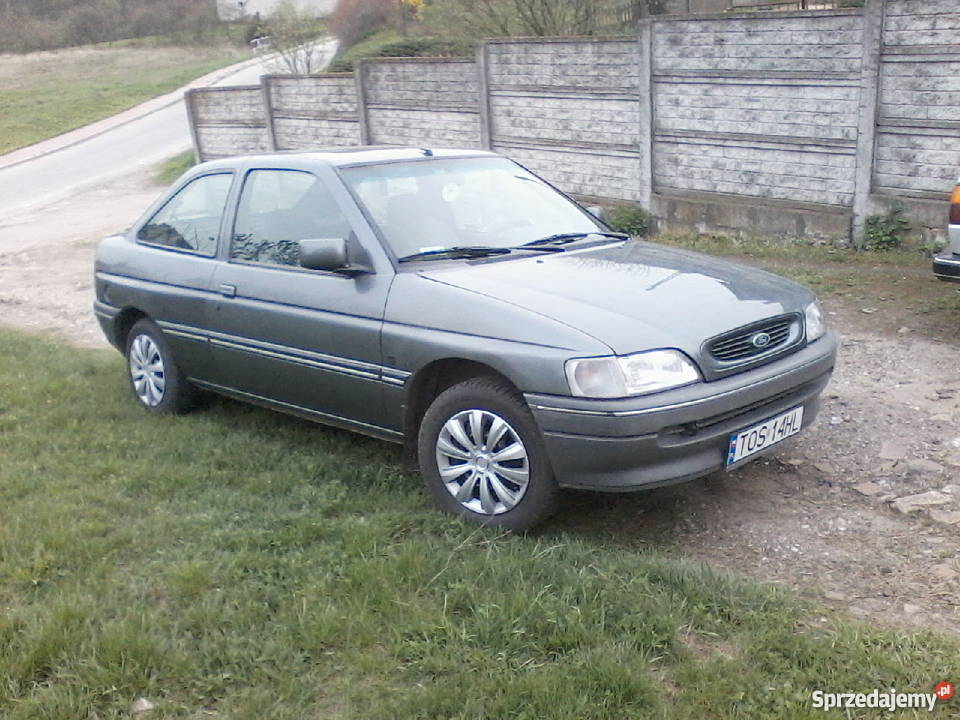 Ford Escort 14 benz gaz Ostrowiec Świętokrzyski