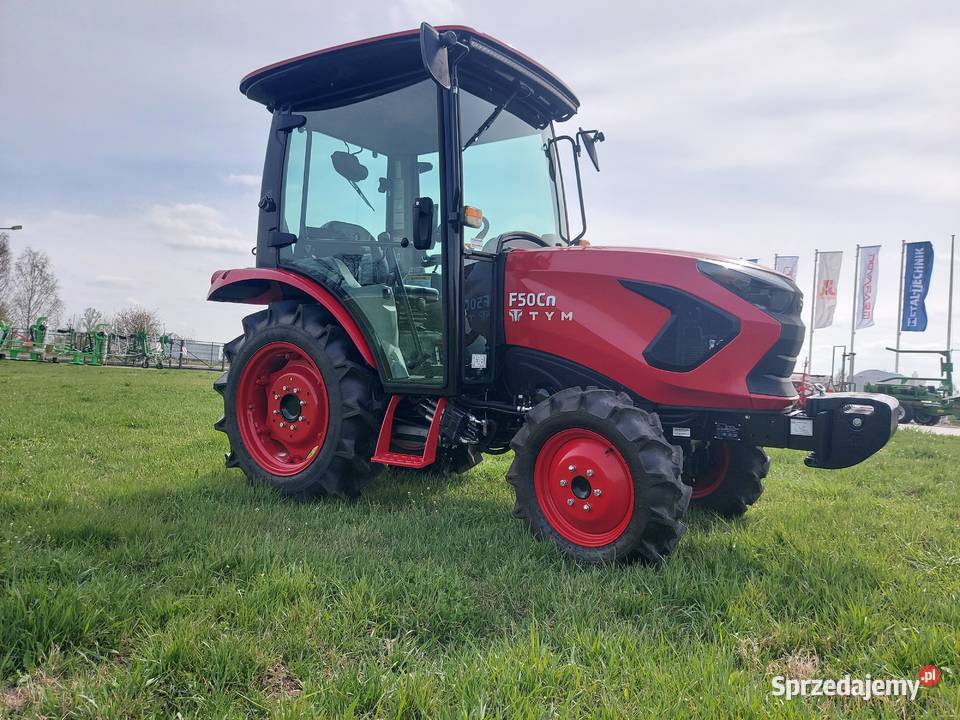 Ciągnik sadowniczy TYM F50 Dostępny ręki Sienno