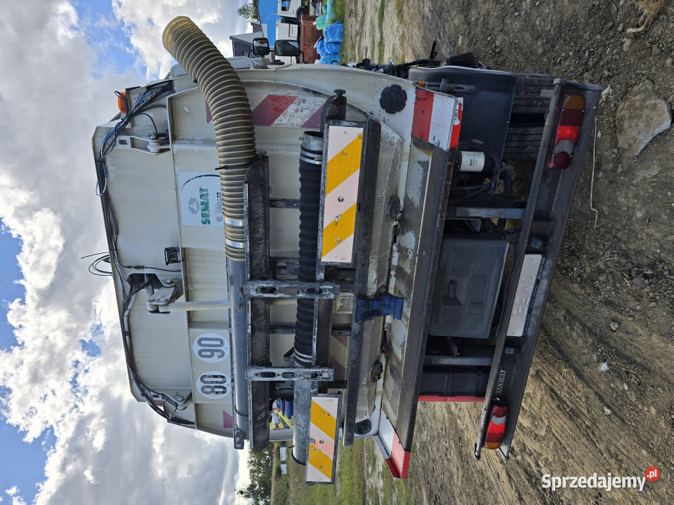 BEZ MINIMALNEJ Zamiatarka RENAULT Midlum 2012 r Czarne sprzedam